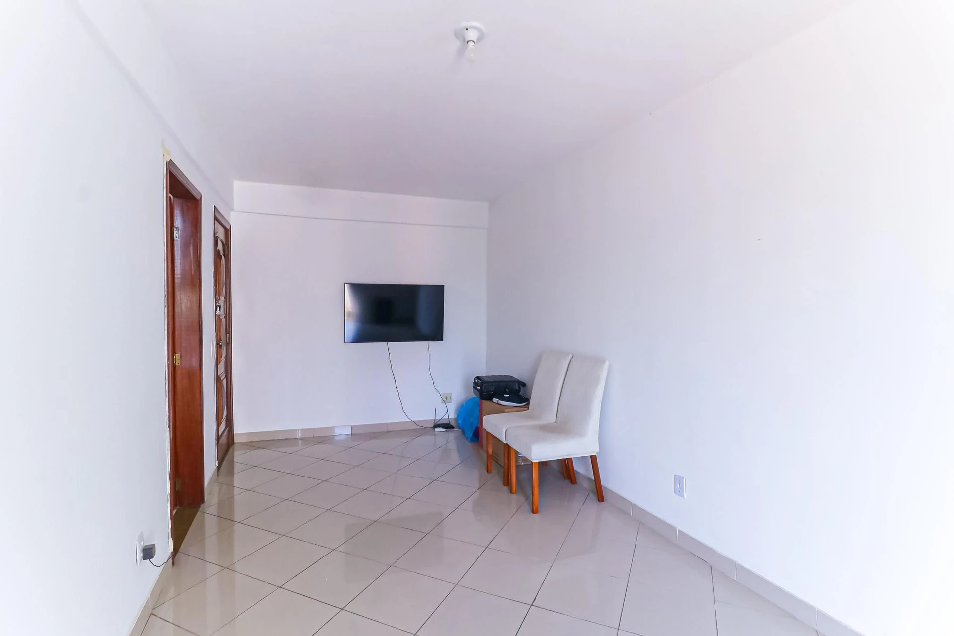 2-bedroom apartment in a building with a sauna — photo 13