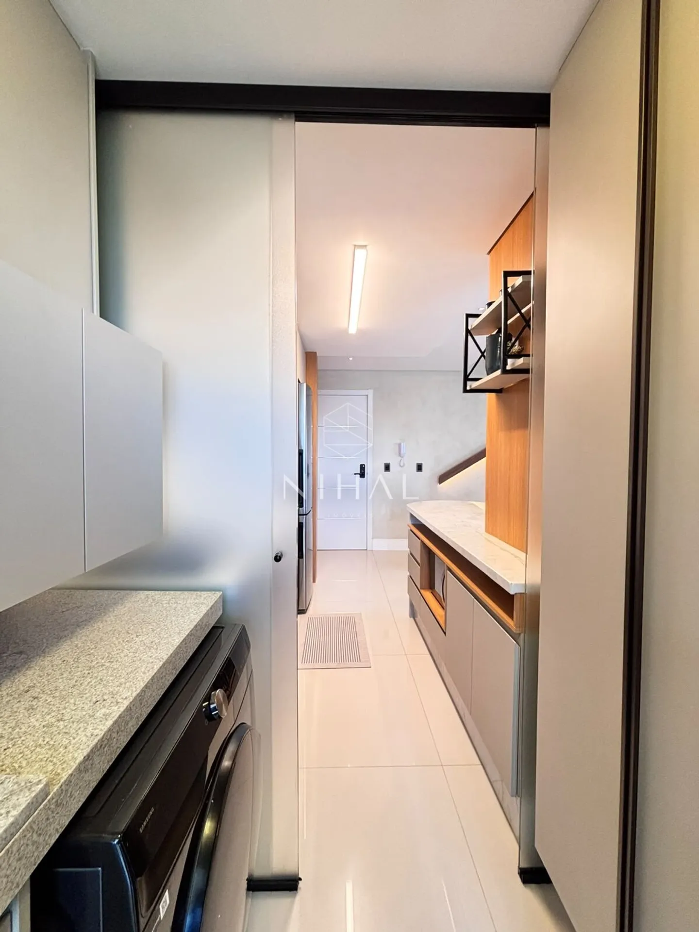 Dishwasher in a 3-bedroom apartment, 151 m² — photo 9