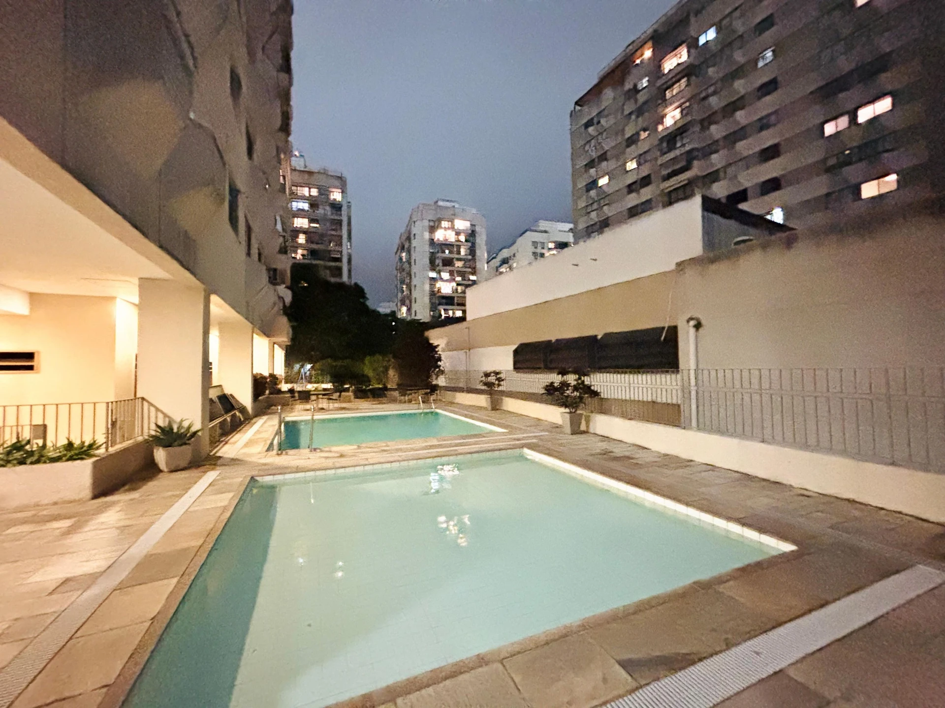 Washing machine in a 3-bedroom apartment, 401 m² — photo 6