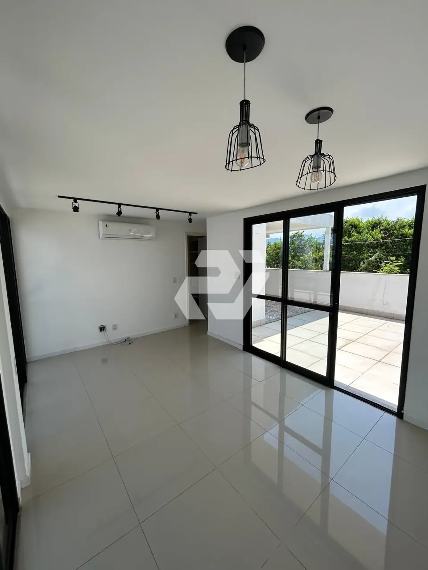 Apartamento de 310 m² com 4 quartos e jardim privativo — photo 4
