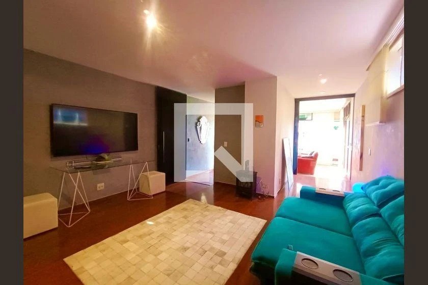 127 m² apartment with 3 en-suite bedrooms and balcony — photo 9