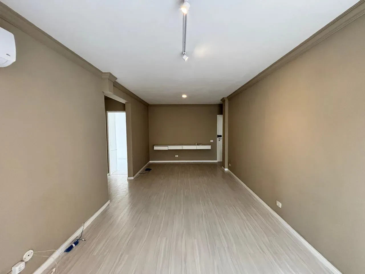 Apartamento de 104 m² no 13º andar com 4 quartos — photo 6