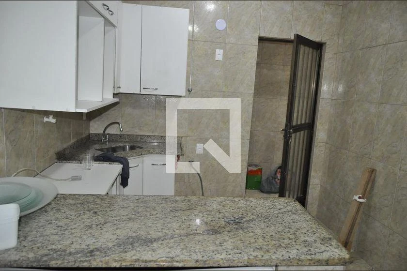 Unfurnished house with 3 bedrooms and gas kitchen — photo 3