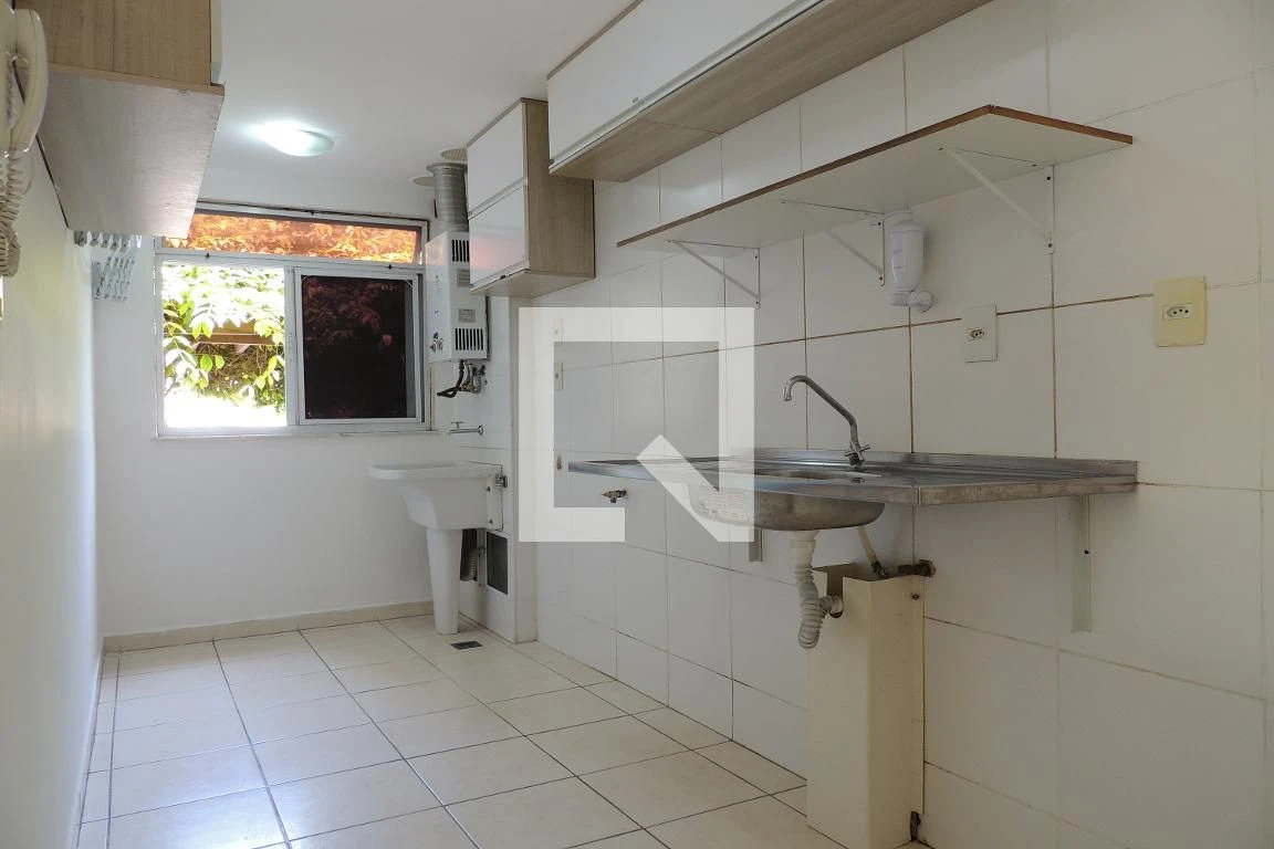Unfurnished apartment with 3 bedrooms and open kitchen — photo 43