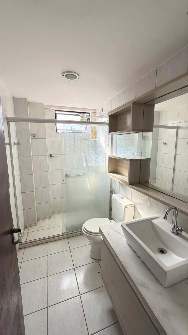 3-bedroom apartment in a building with a pool — photo 7