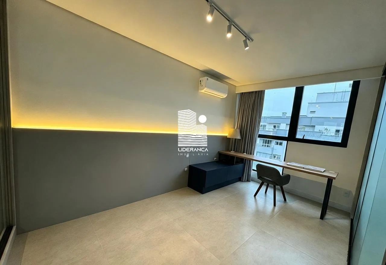 Furnished studio in a building with a gym — photo 8