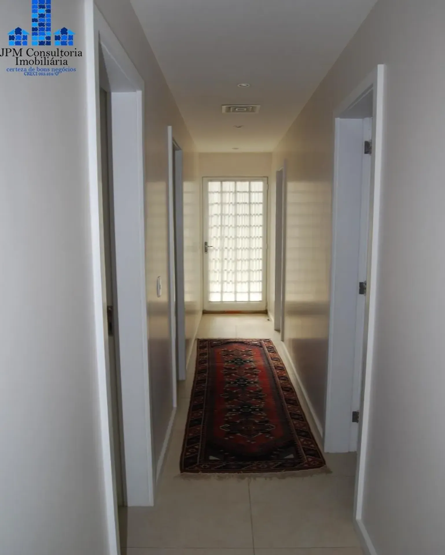 150 m² apartment with 3 bedrooms and gas kitchen — photo 16