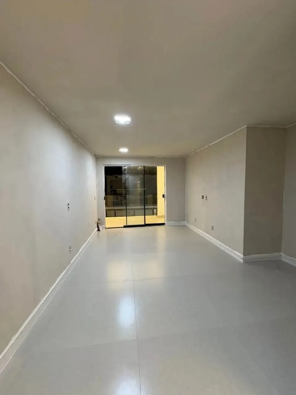 Casa com cozinha integrada e 3 quartos e 4 banheiros — photo 7