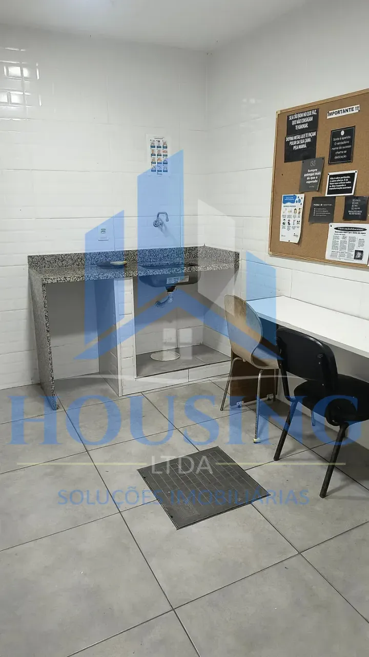 Unfurnished house of 834 m² with 1 bedroom and 1 bath — photo 2