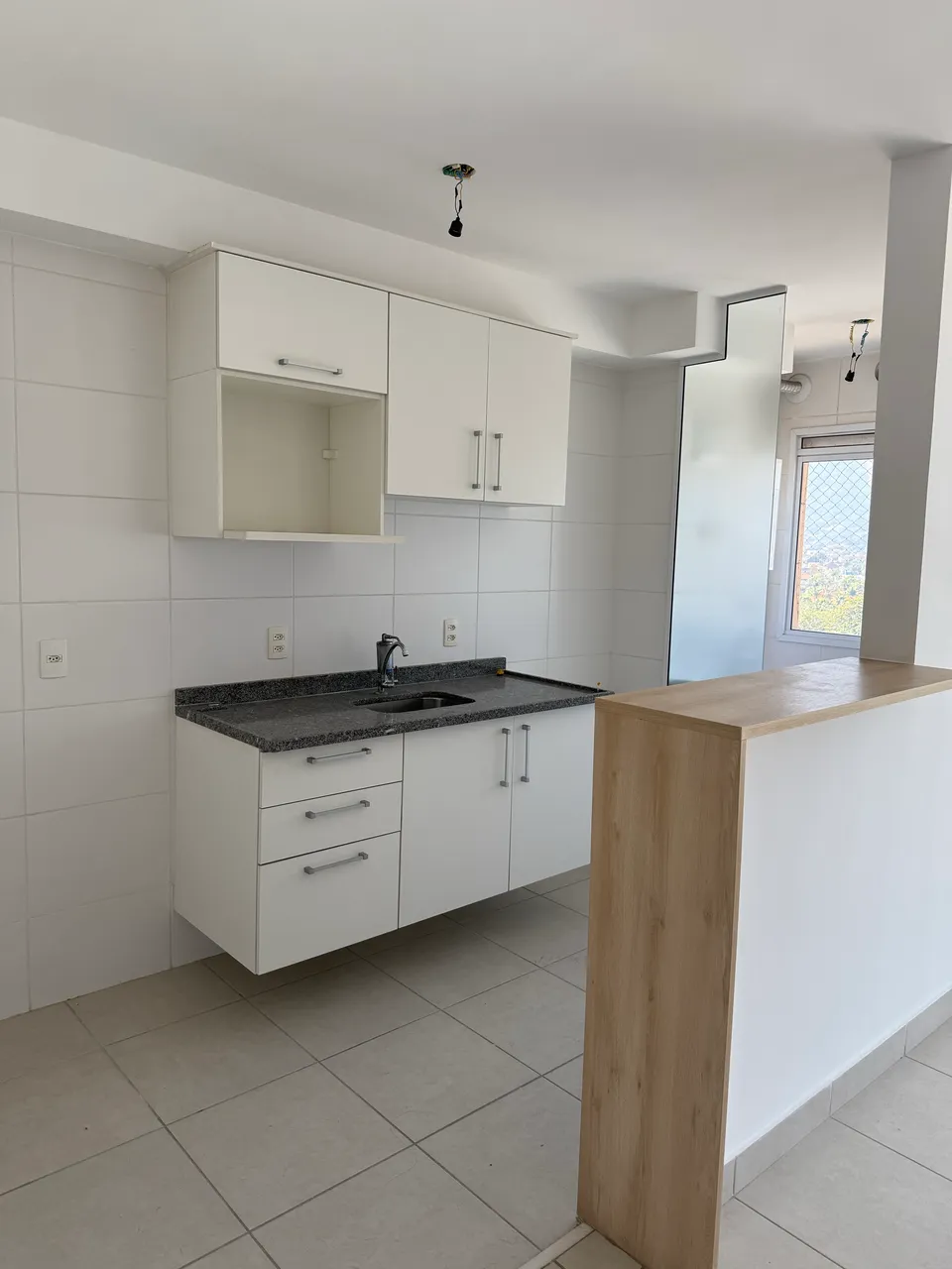 2-bedroom apartment with open-plan kitchen — photo 2