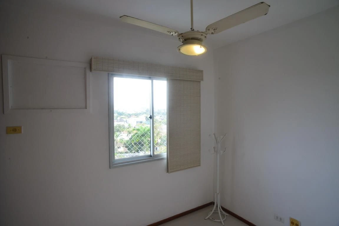 Furnished 2-bedroom apartment with a balcony — photo 11