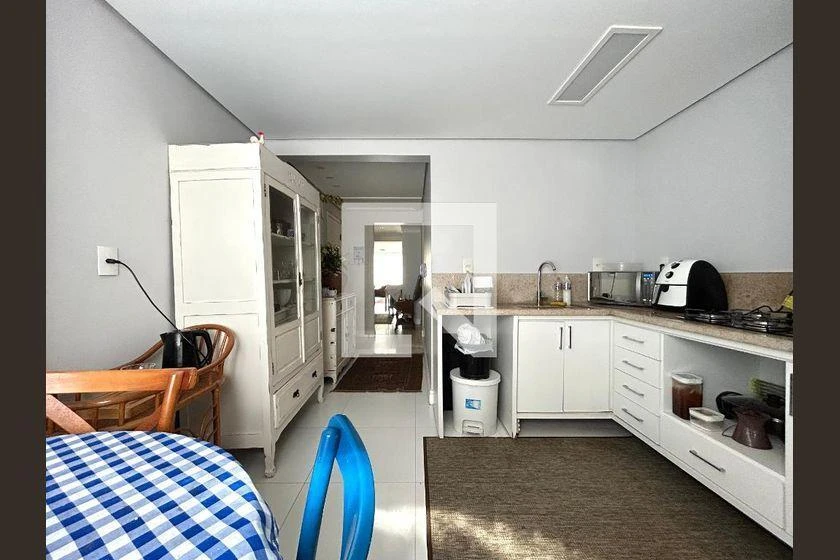 Apartamento de 2 dormitorios con balcón y 3 baños — photo 28