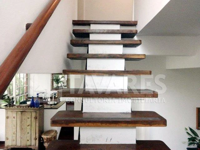 Casa com 4 quartos e varanda, estilo rústico — photo 28