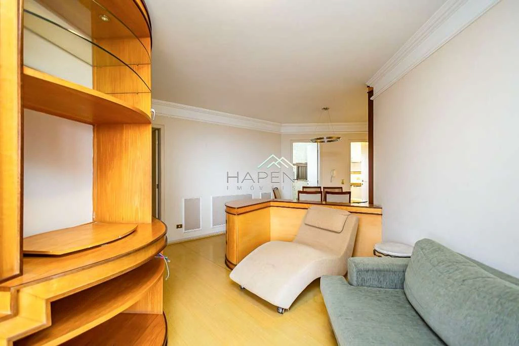 4-bedroom apartment with 2 en-suite baths and balcony — photo 5