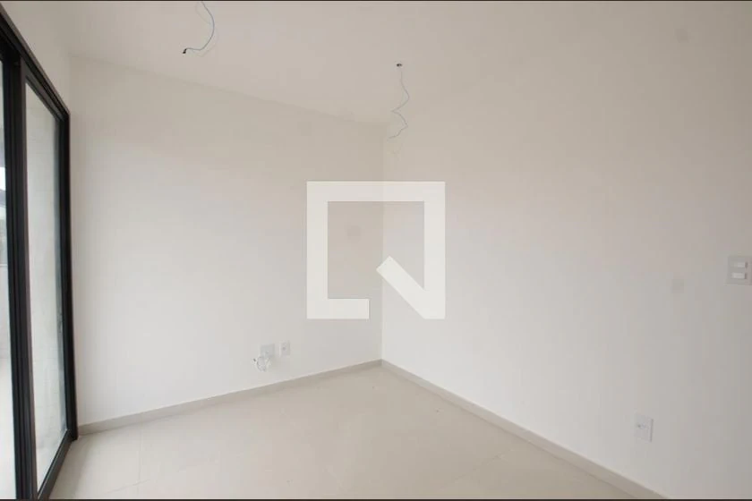 Apartamento de 3 quartos em condomínio com piscina — photo 23