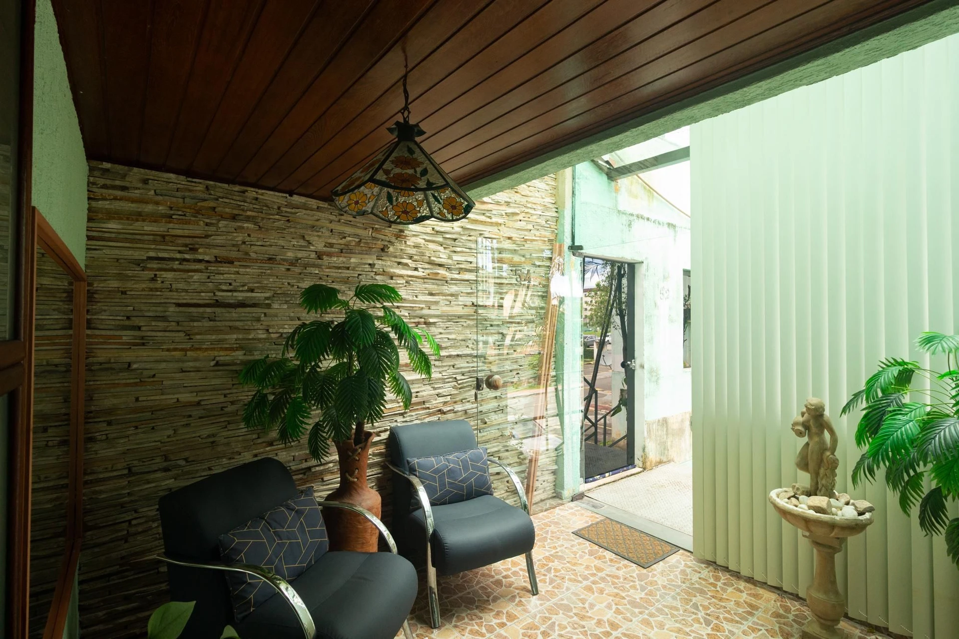 Casa mobiliada com 3 quartos e 4 banheiros — photo 31