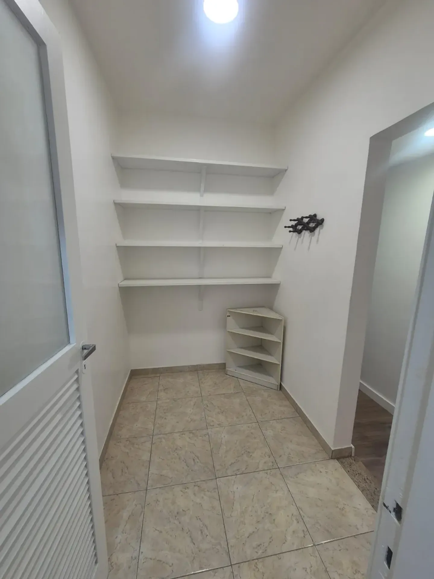 Departamento en piso 9 con piso de madera o laminado — photo 35