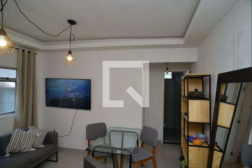 Studio mobiliado de 31 m² com 1 quarto e 1 banheiro