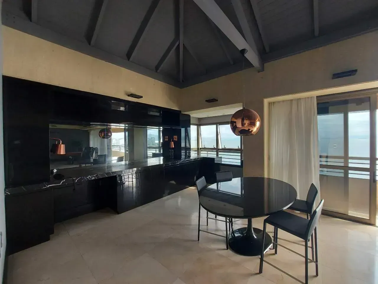 Квартира 300 м² с 2 спальнями-сьютами на 10 этаже — photo 8