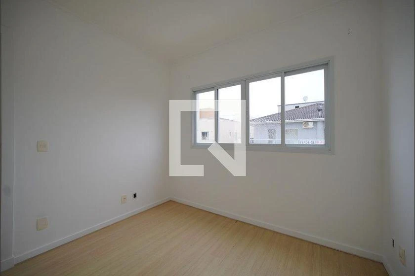 Apartment, 86 m², with wood or laminate floors — photo 26