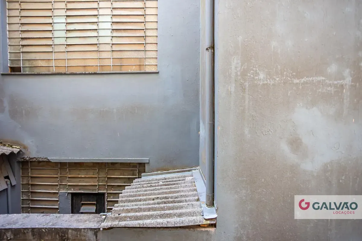 Unfurnished 3-bedroom apartment with 1 bathroom and no parking — photo 7