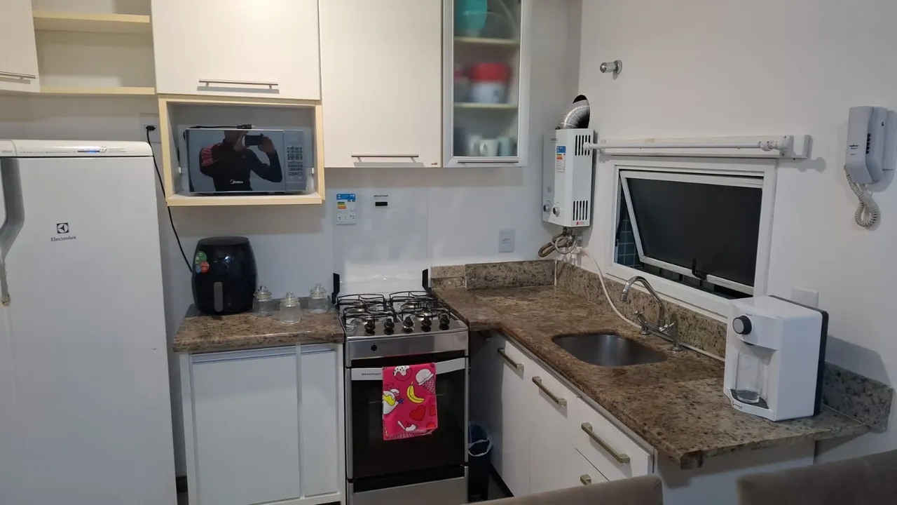 Furnished 1-bedroom apartment with 1 bathroom — photo 6