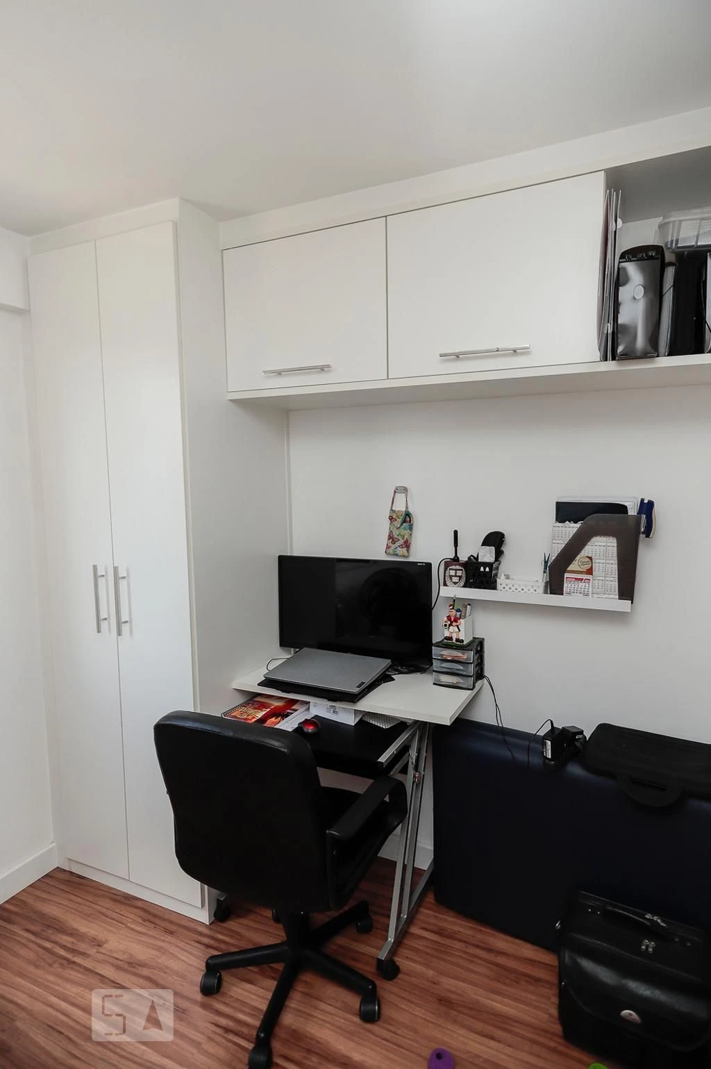 Furnished 2-bedroom apartment with balcony — photo 20