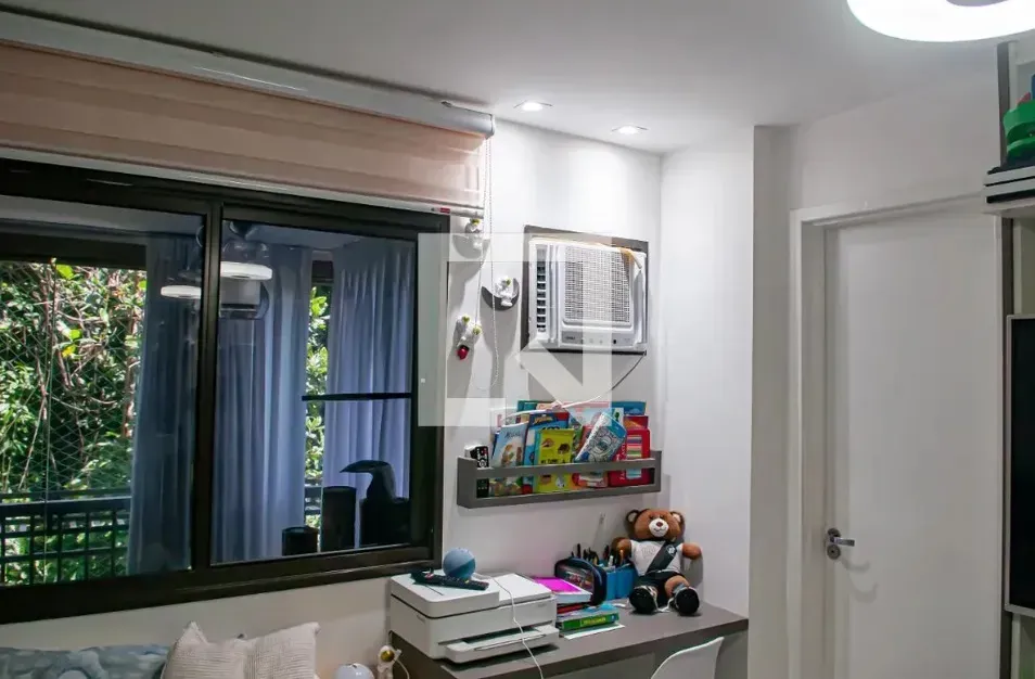 Furnished 3-bedroom apartment with 2 bathrooms — photo 9