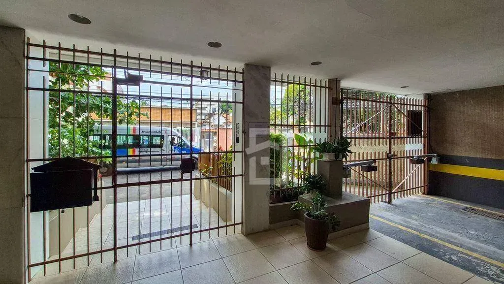 2-bedroom apartment with a balcony, 100 m² — photo 32