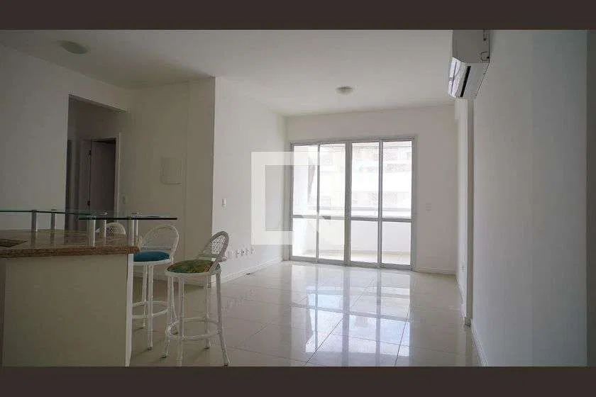 82 m² apartment with 2 bedrooms and a balcony grill