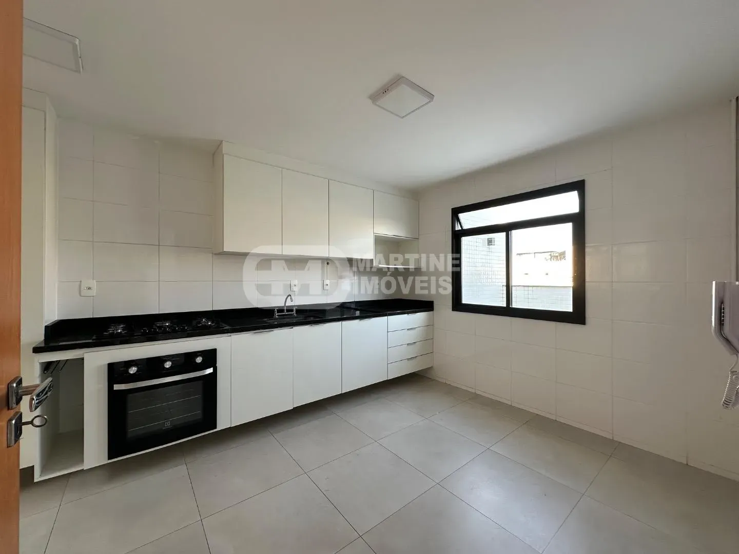 Apartamento de 3 quartos em condomínio com piscina — photo 5