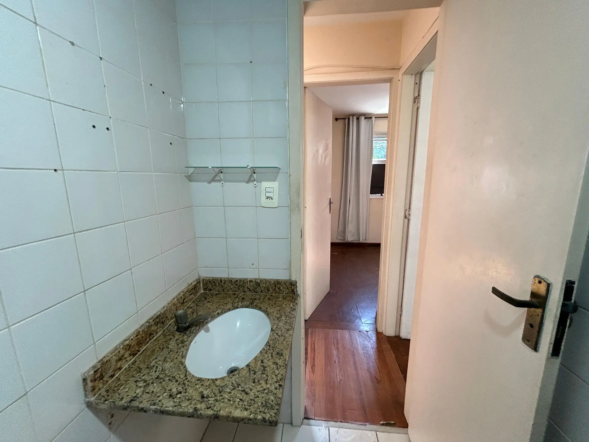 Unfurnished rental apartment with 2 bedrooms and parking — photo 30