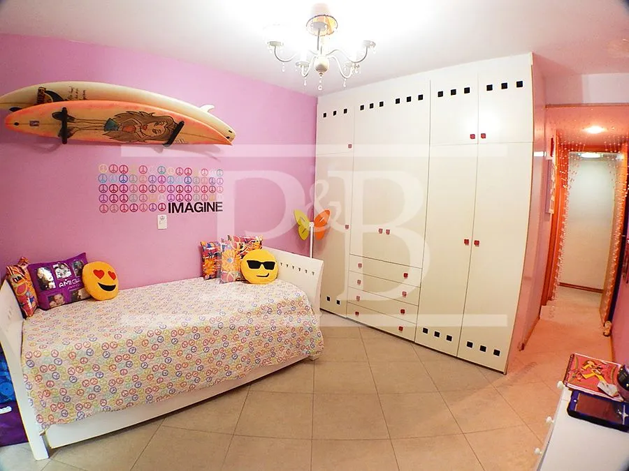 4-bedroom apartment with 266 m² and 4 parking spaces — photo 20