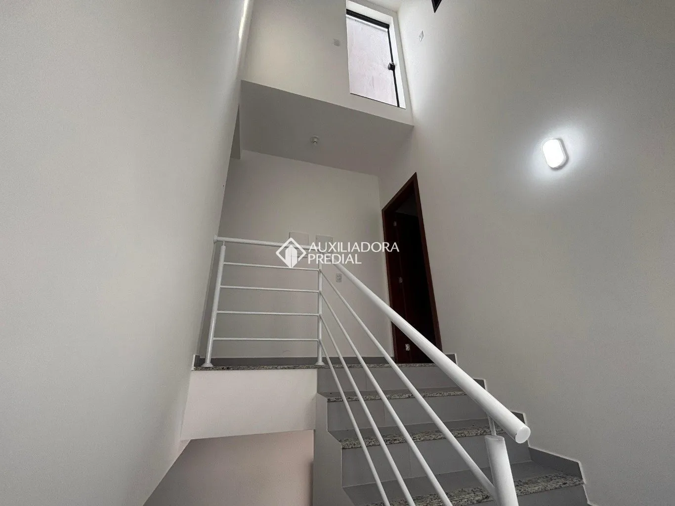 House with open-plan kitchen and 3 en-suite bedrooms — photo 12