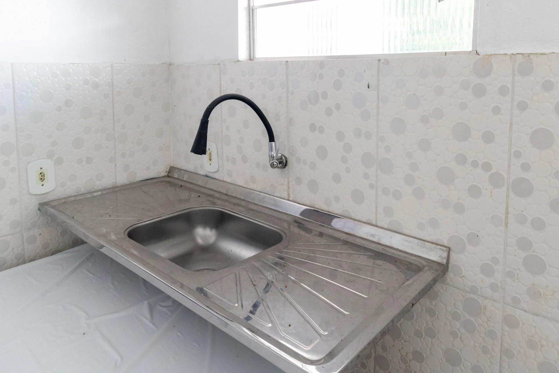 Нев家具рованный дом с 1 спальней и парковкой на 2 места — photo 15