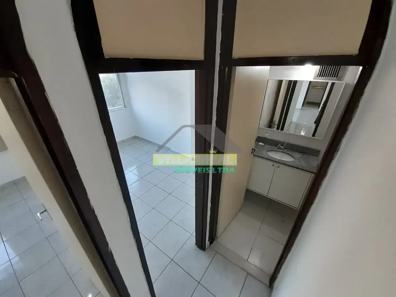 Unfurnished apartment with 2 bedrooms and 2 bathrooms — photo 12