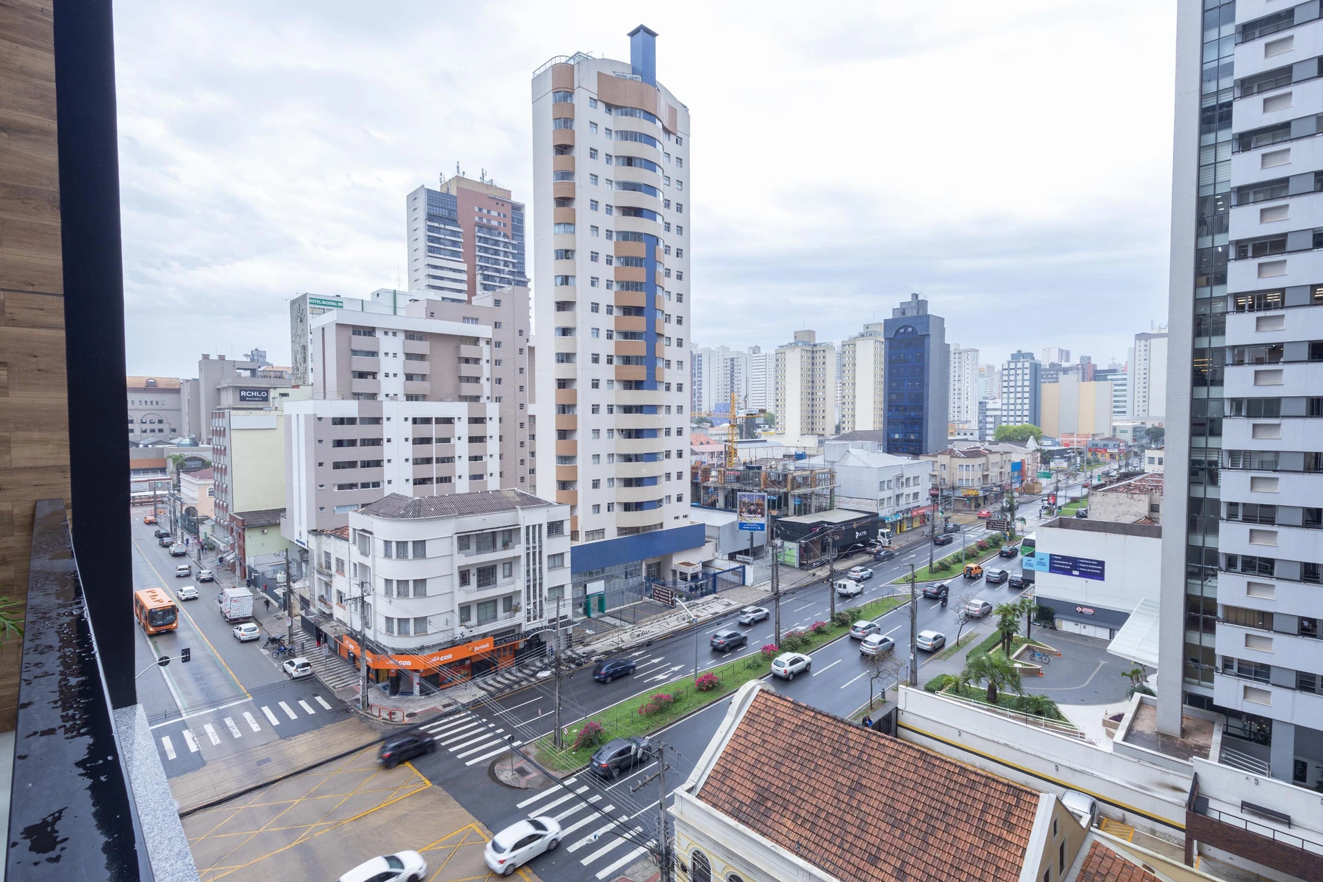Furnished studio with a glass balcony and 1 bedroom