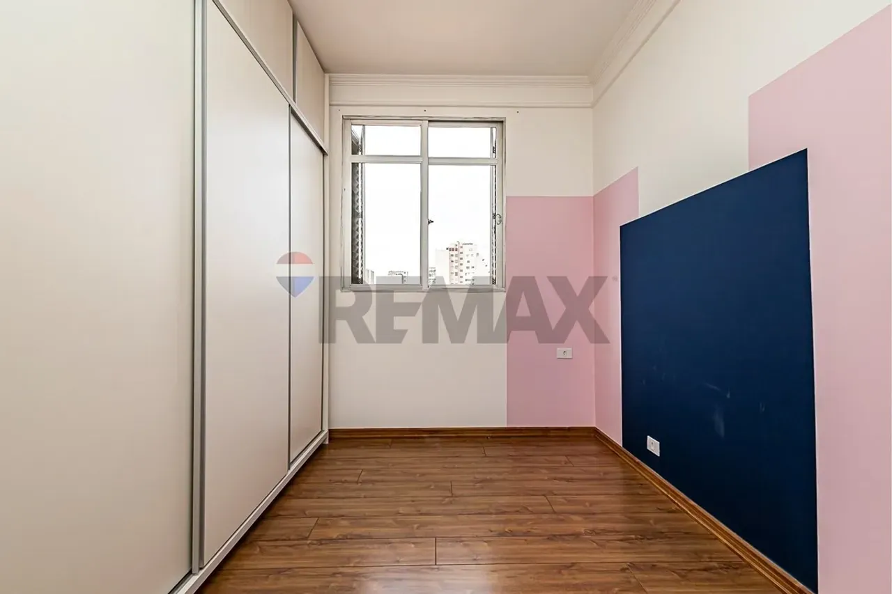 Home office in a 3-bedroom apartment, 181 m² — photo 33
