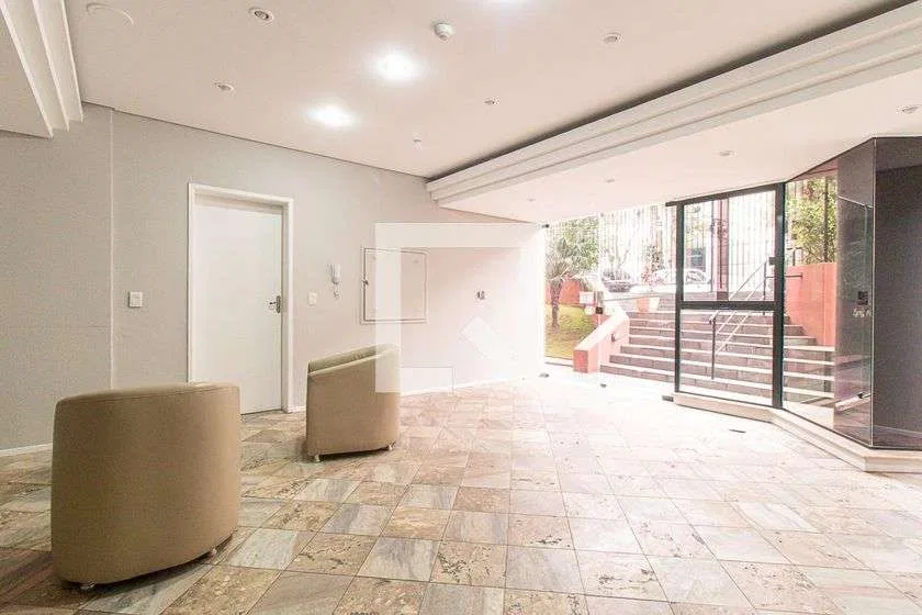 Furnished studio, 37 m², with a washing machine — photo 20