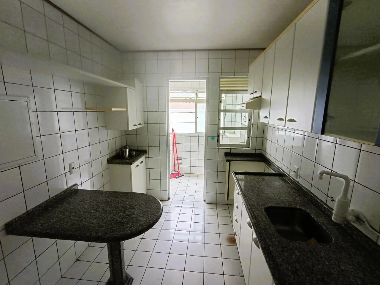 3-bedroom apartment, 1 with its own bathroom, 89 m²