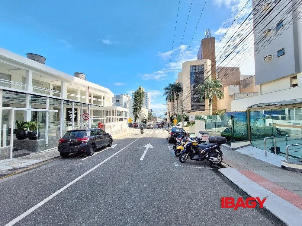 Apartamento de 4 dormitorios con 135 m² y 1 suite — photo 17
