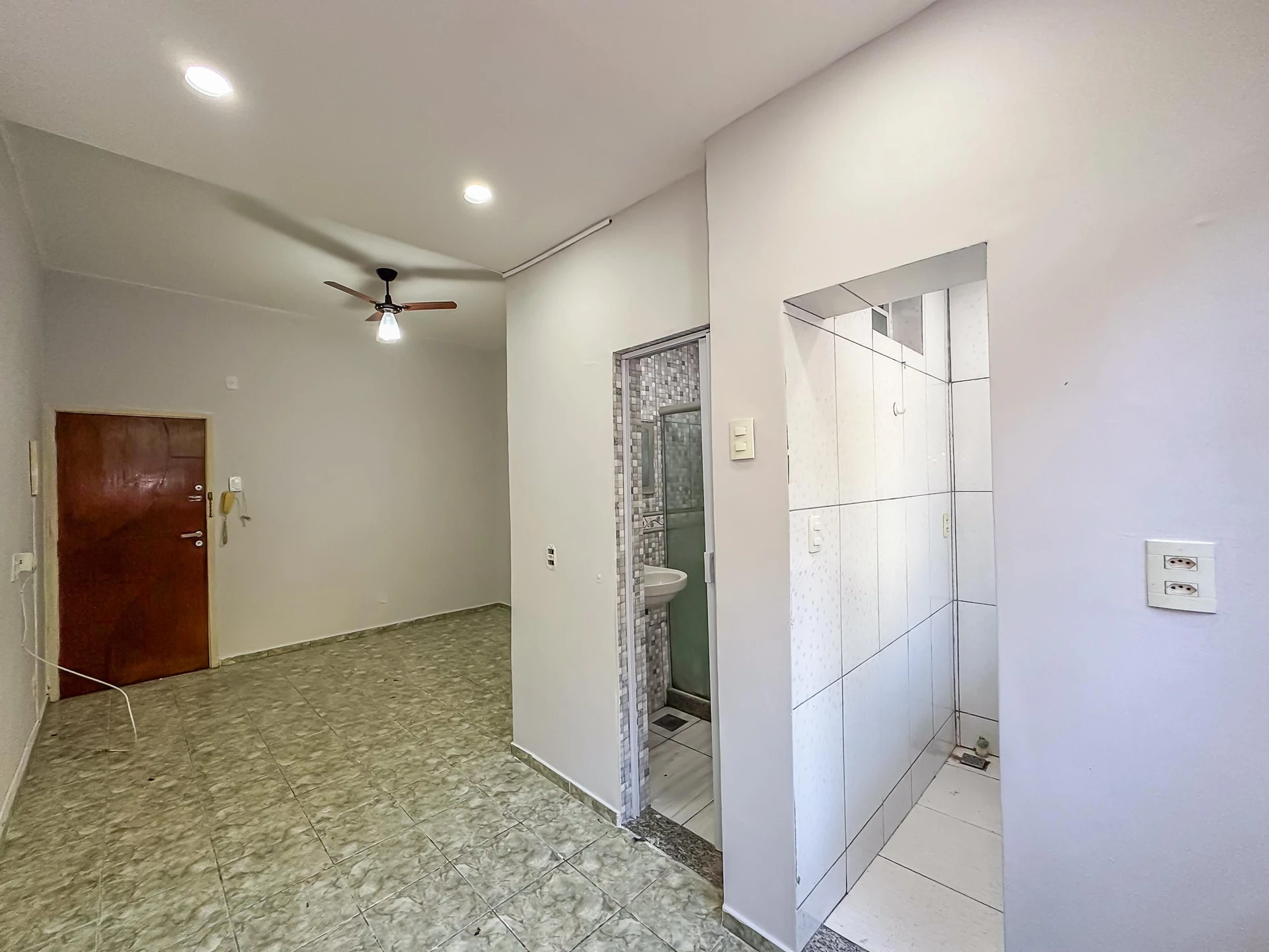 Kitnet sem vaga, com 1 quarto e 1 banheiro — photo 7