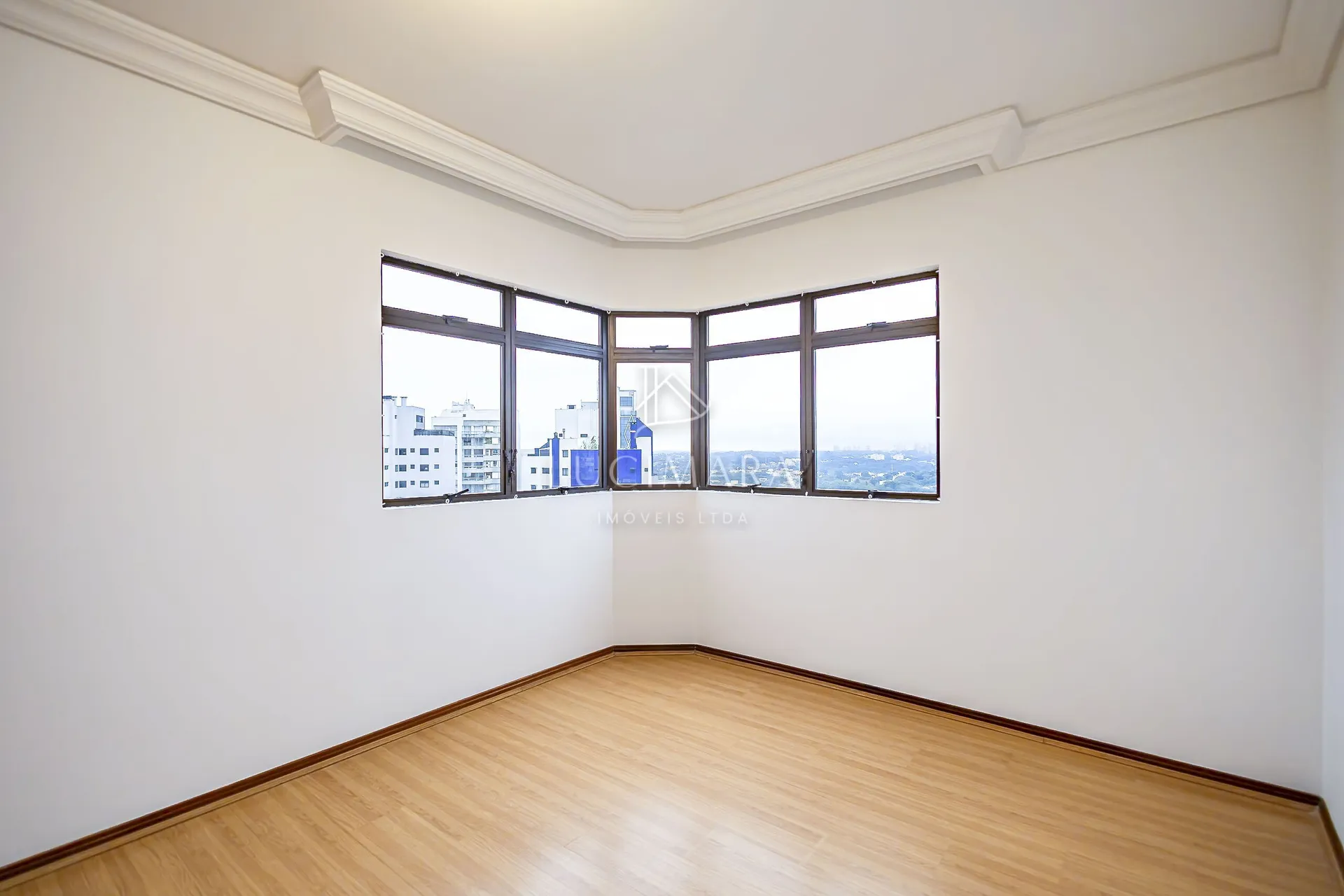 Незамеблированная квартира с 4 спальнями 427 м² — photo 48