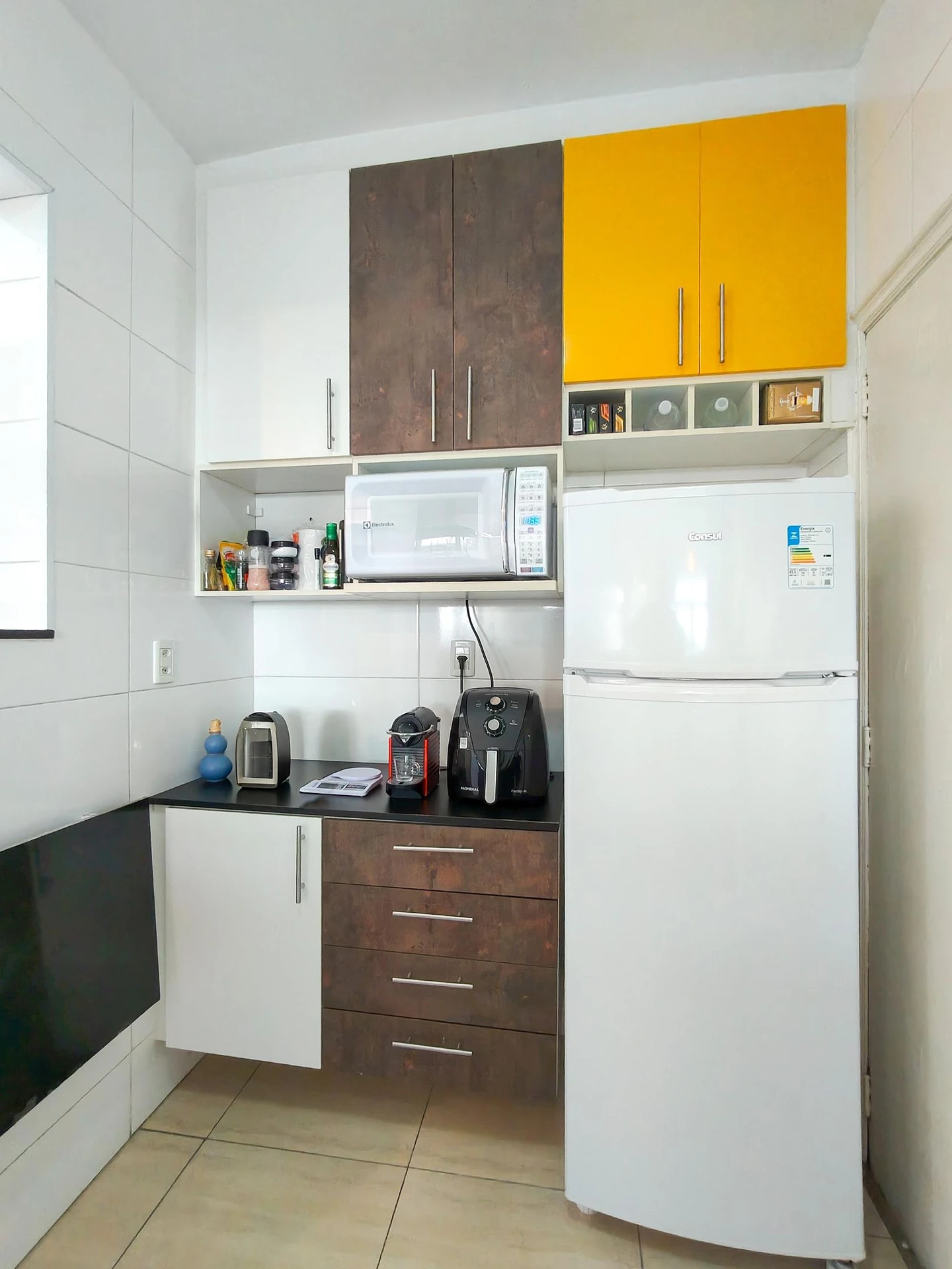 Apartamento mobiliado com cozinha americana e fogão a gás — photo 20