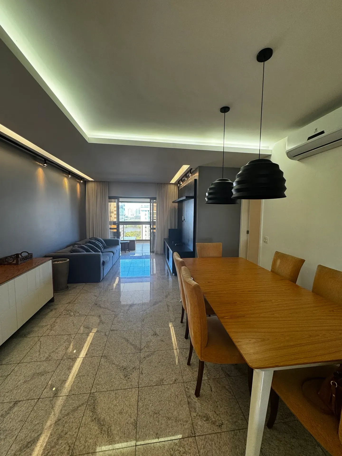 4-bedroom apartment with a park view in Rio de Janeiro — photo 20