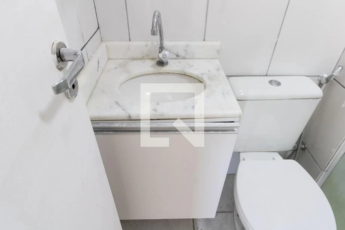 Apartamento sem mobília de 2 quartos com vaga e cozinha aberta — photo 35
