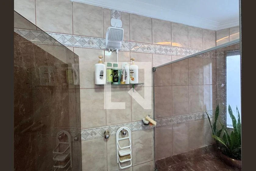 Furnished 6-bedroom house with 387 m² and 4 en-suites — photo 38