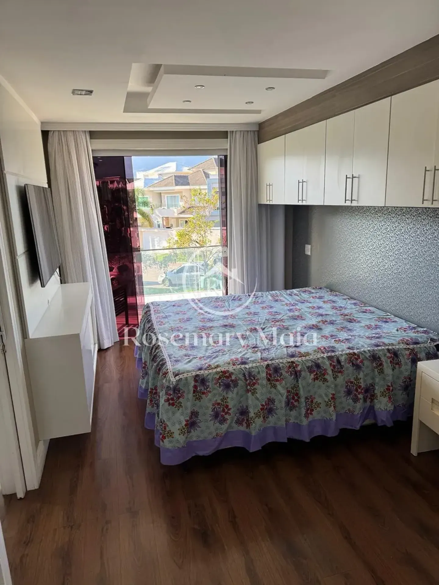 Furnished house with 4 bedrooms and 5 bathrooms — photo 21