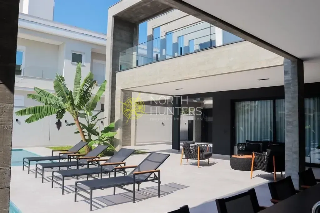 Casa mobiliada de 5 suítes com 646 m² e 4 vagas — photo 26