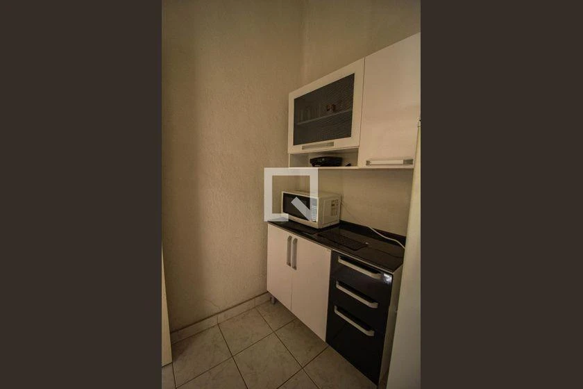 Furnished 2-bedroom apartment with 1 bathroom, 65 m² — photo 11